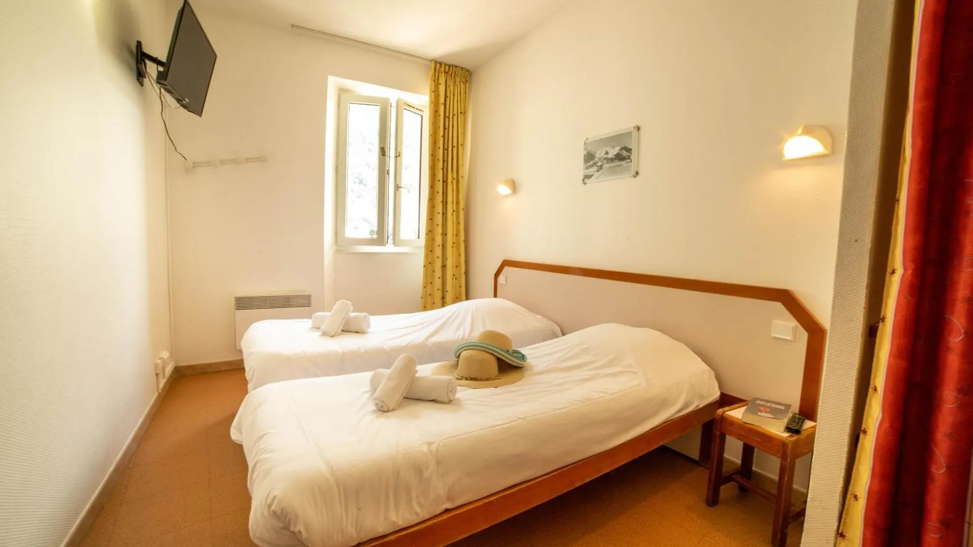 Hotel Le Rabuons Saint-Étienne-de-Tinée