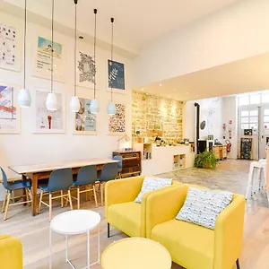 slo-living-hostel.hotels-rhonealpes.com/